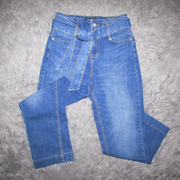 Banana Republic Denim - Banana Republic High Rise Straight Ankle Jeans 24/00